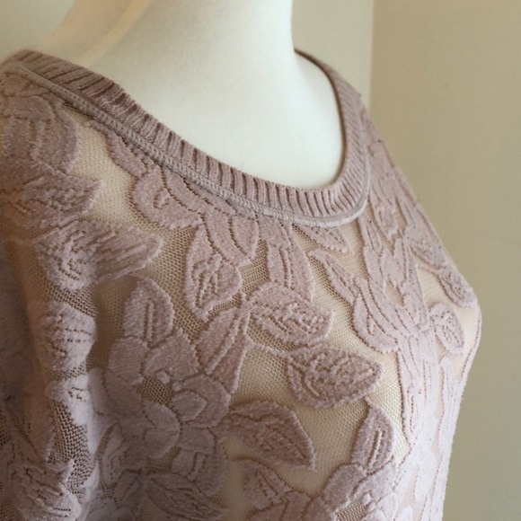 Blushing Roses Sweater - Picture 4 of 5